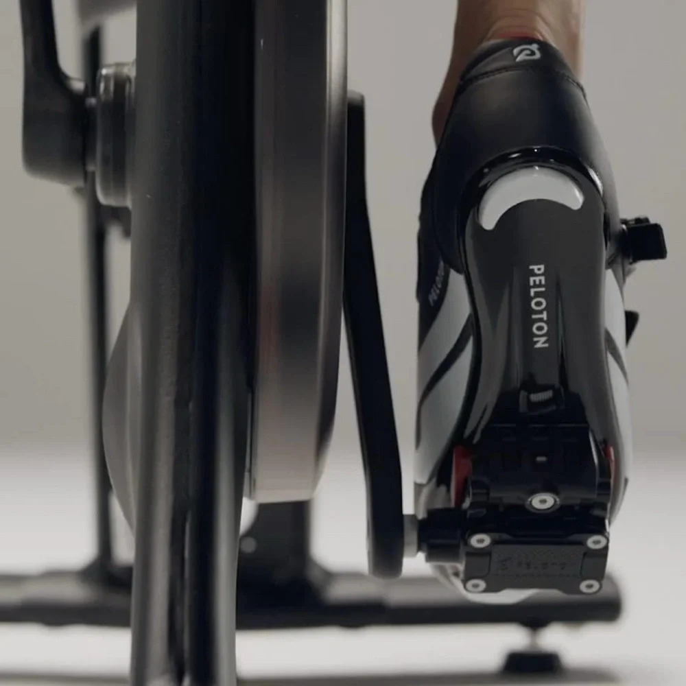 Peloton Cycling Shoes, Women’s 8 - Picture 2 of 2